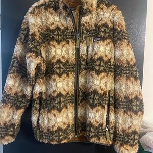 Patagonia Brown and Cream Fleece Jacket